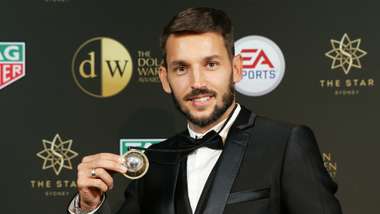 Milos Ninkovic Sydney FC A-League 01052017