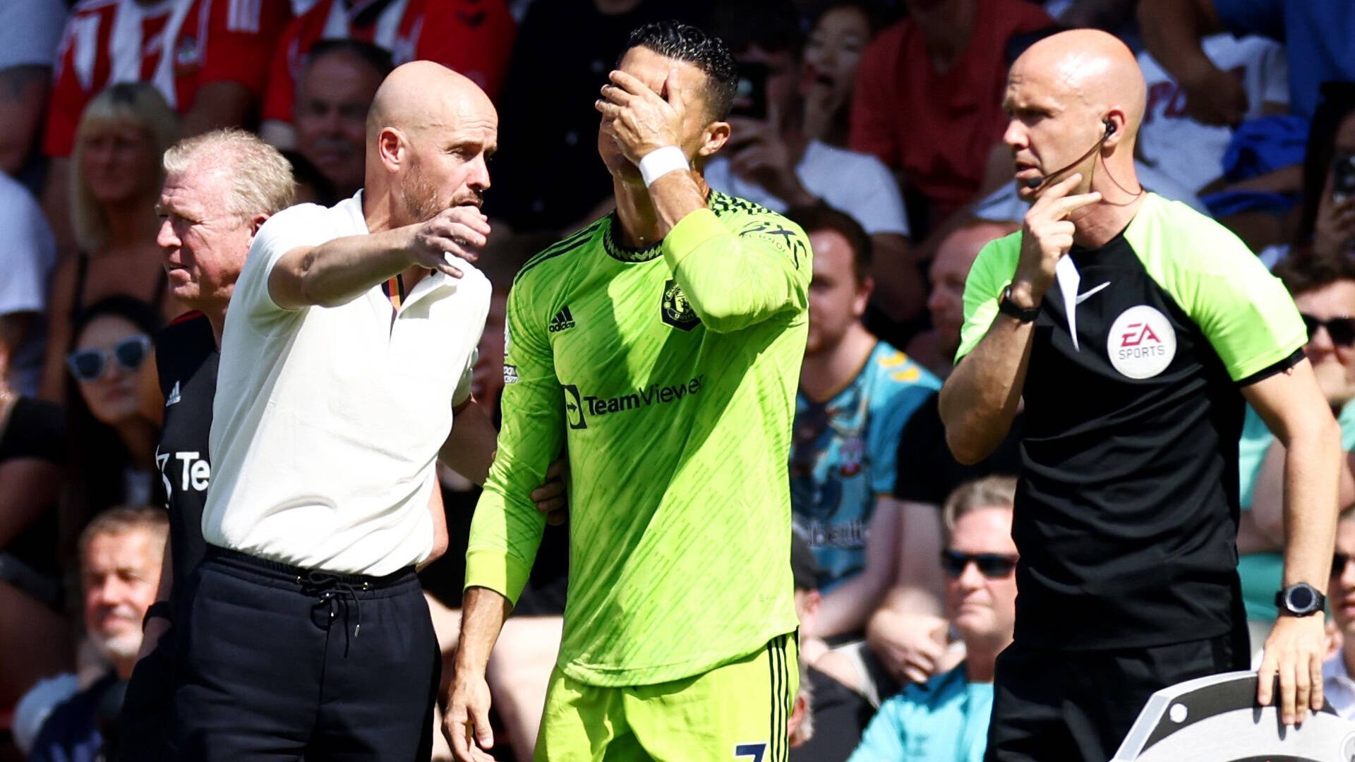 ONLY GERMANY Erik ten Hag Cristiano Ronaldo Manchester United 2022