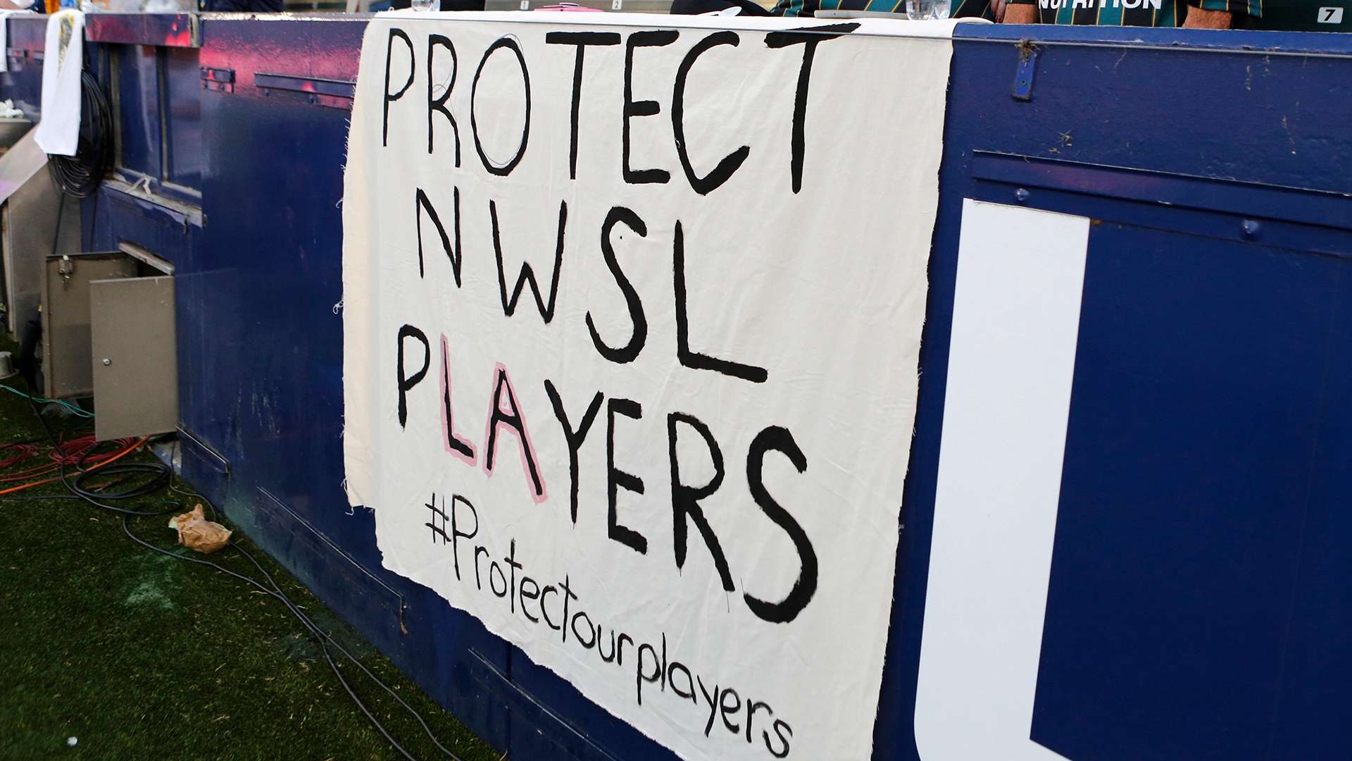 NWSL support sign