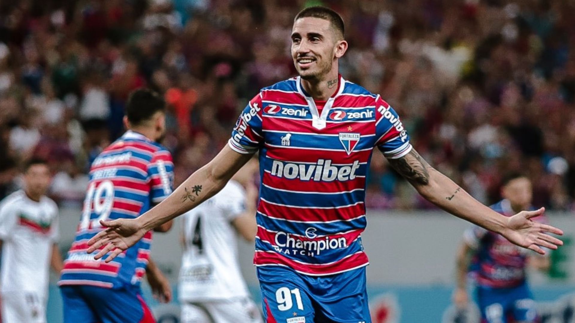 05042023 Thiago Galhardo Fortaleza Palestino