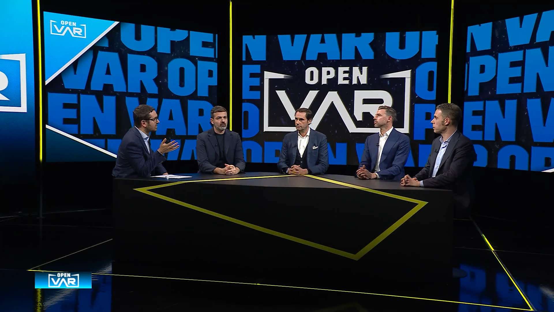 Open VAR DAZN