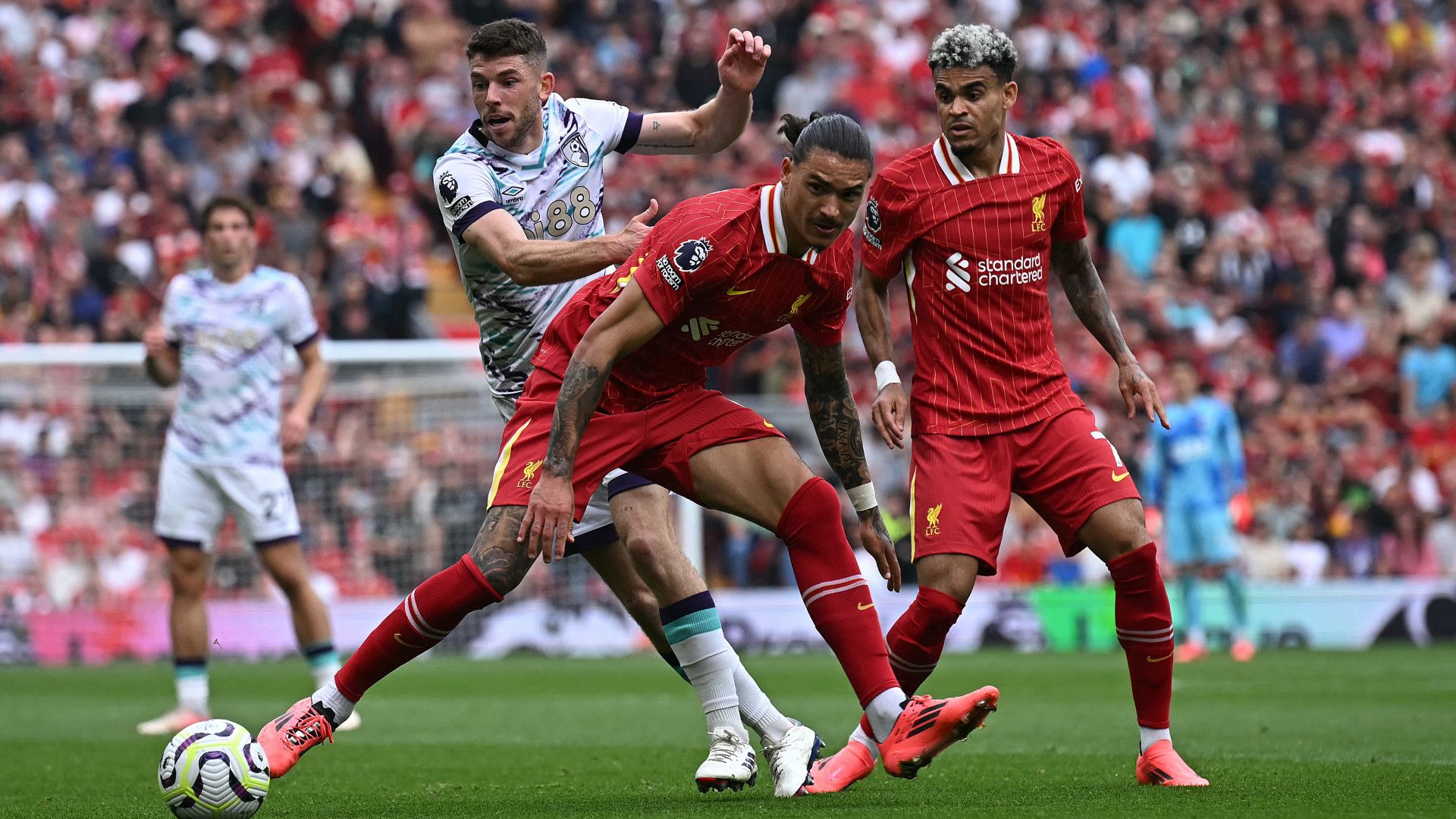 Darwin Nunez, Luis Diaz