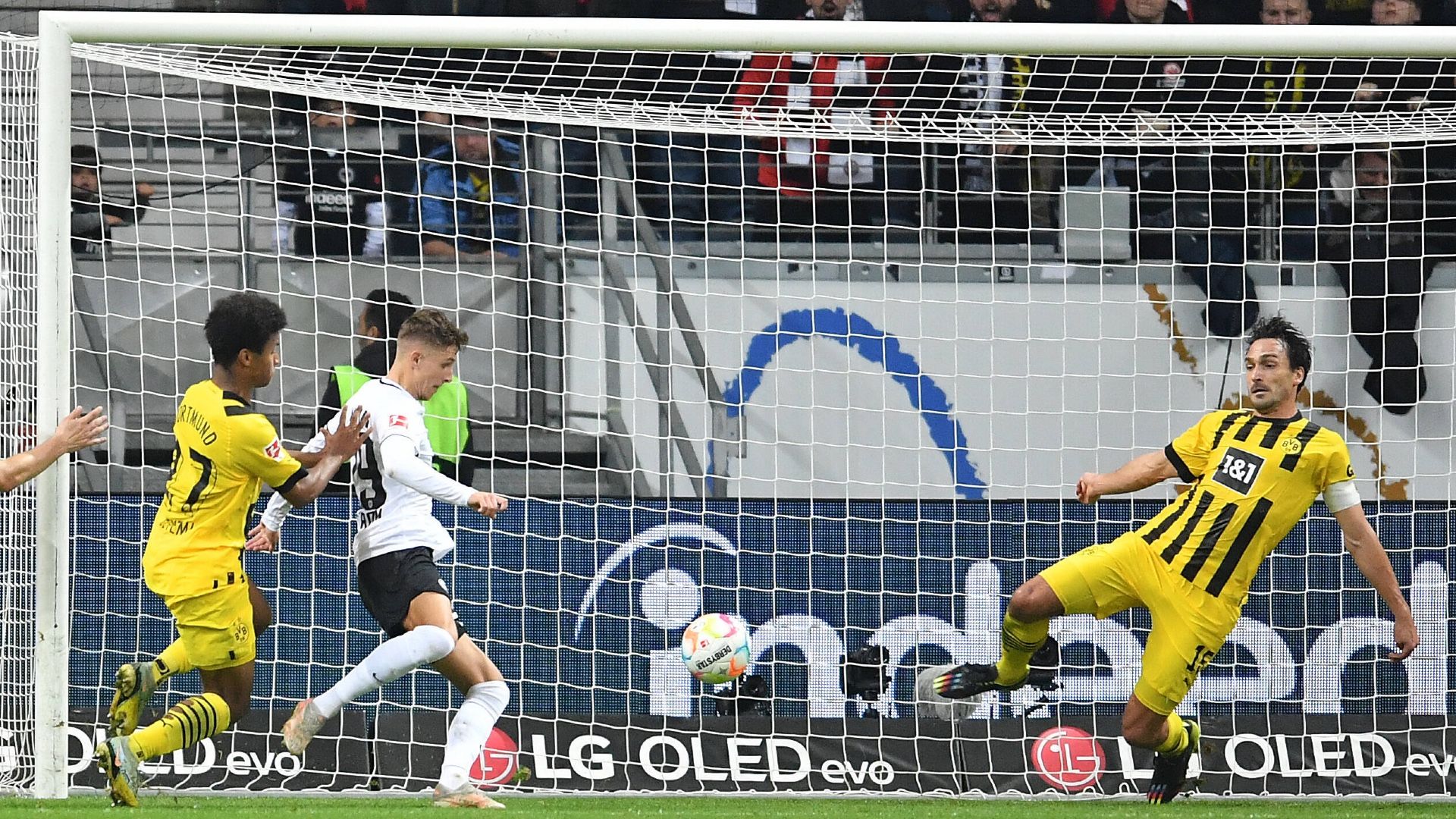 ONLY GERMANY Karim Adeyemi Jesper Lindstrom Borussia Dortmund Eintracht Frankfurt 2021