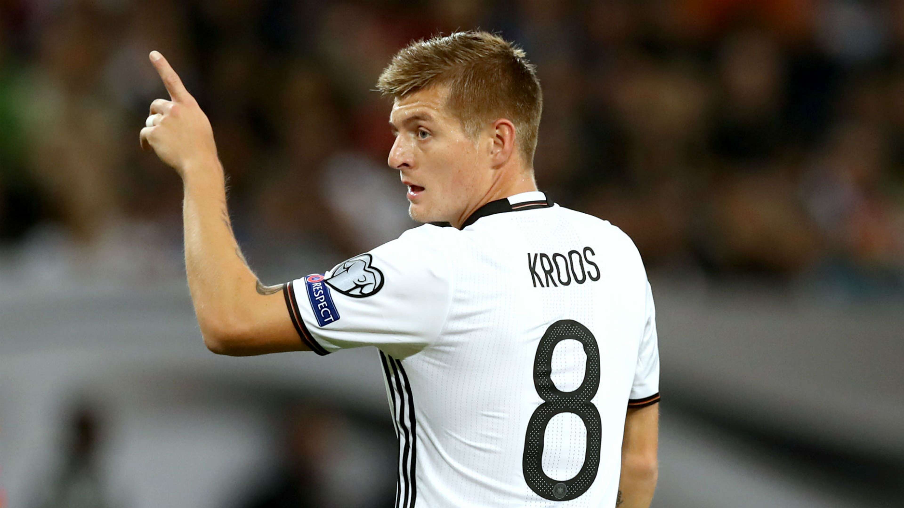 Toni Kroos Germany 08102016
