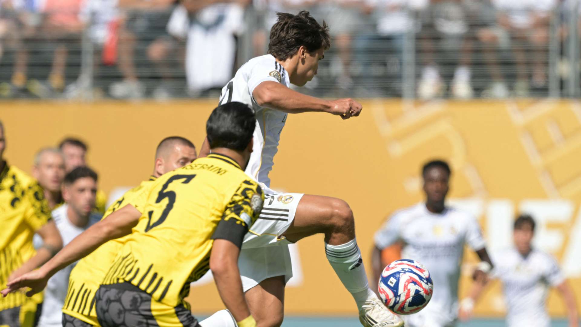 Gonzalo Garcia Real Madrid 2024-25