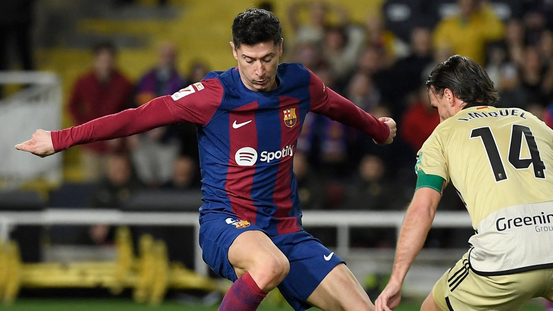 Robert Lewandowski Barcelona 2023-24