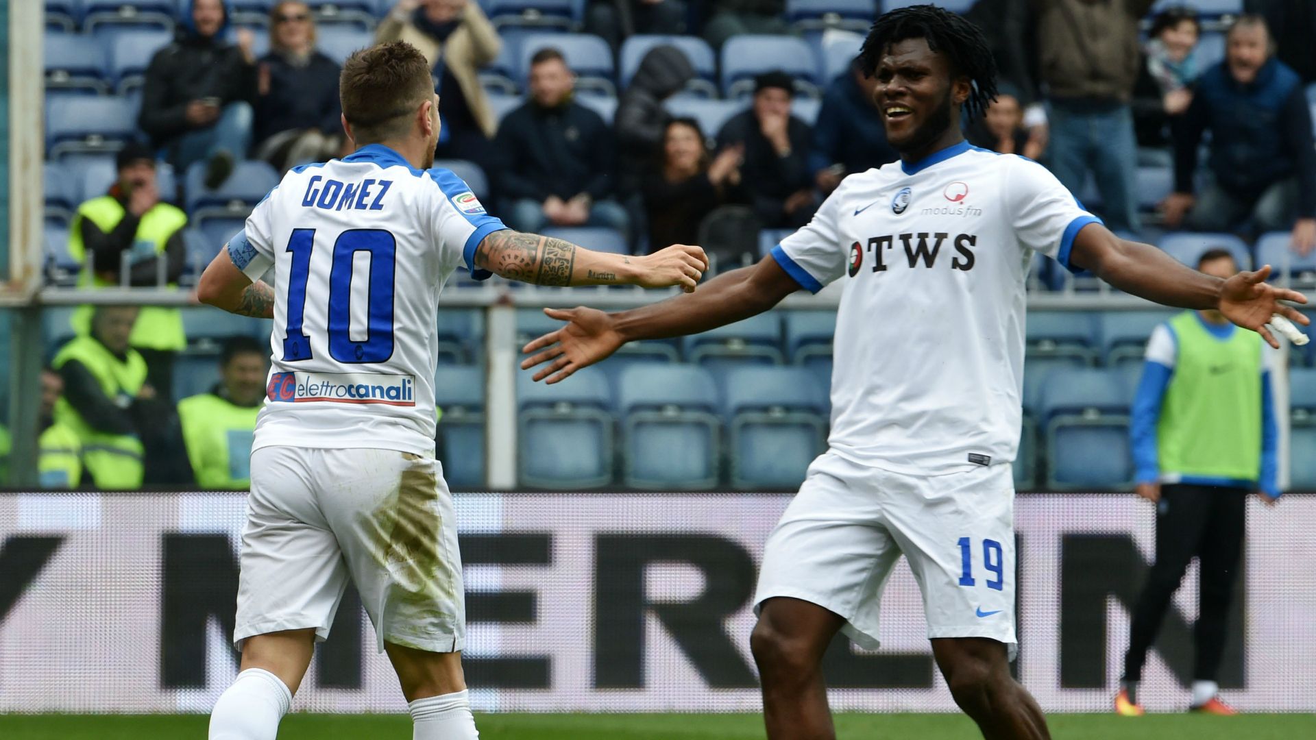 Alejandro Gomez and Franck Kessiè celebrating Genoa Atalanta Serie A 02042017