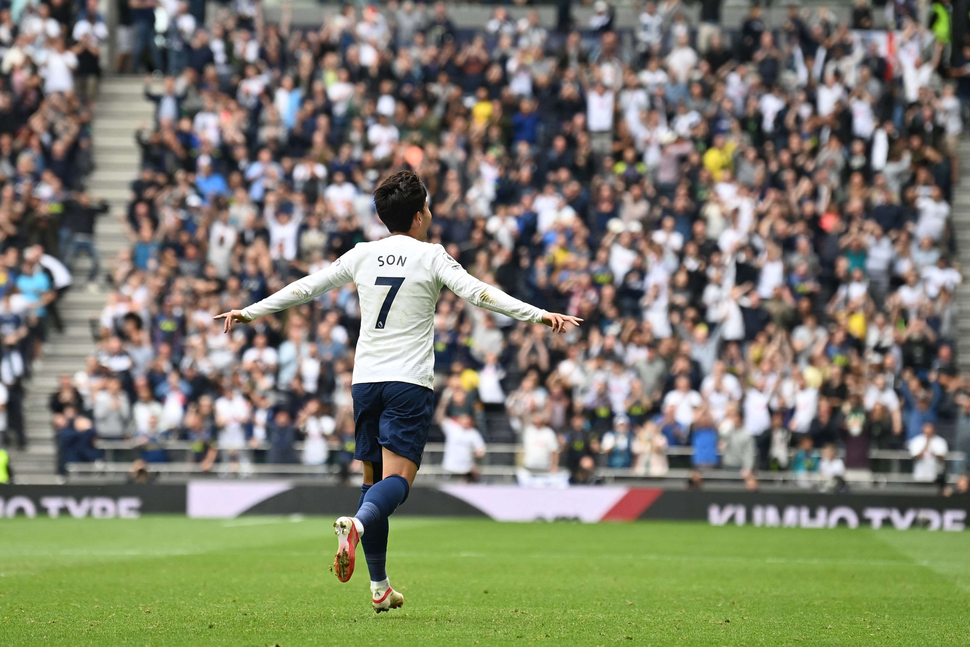 Son Heung Min vs watford