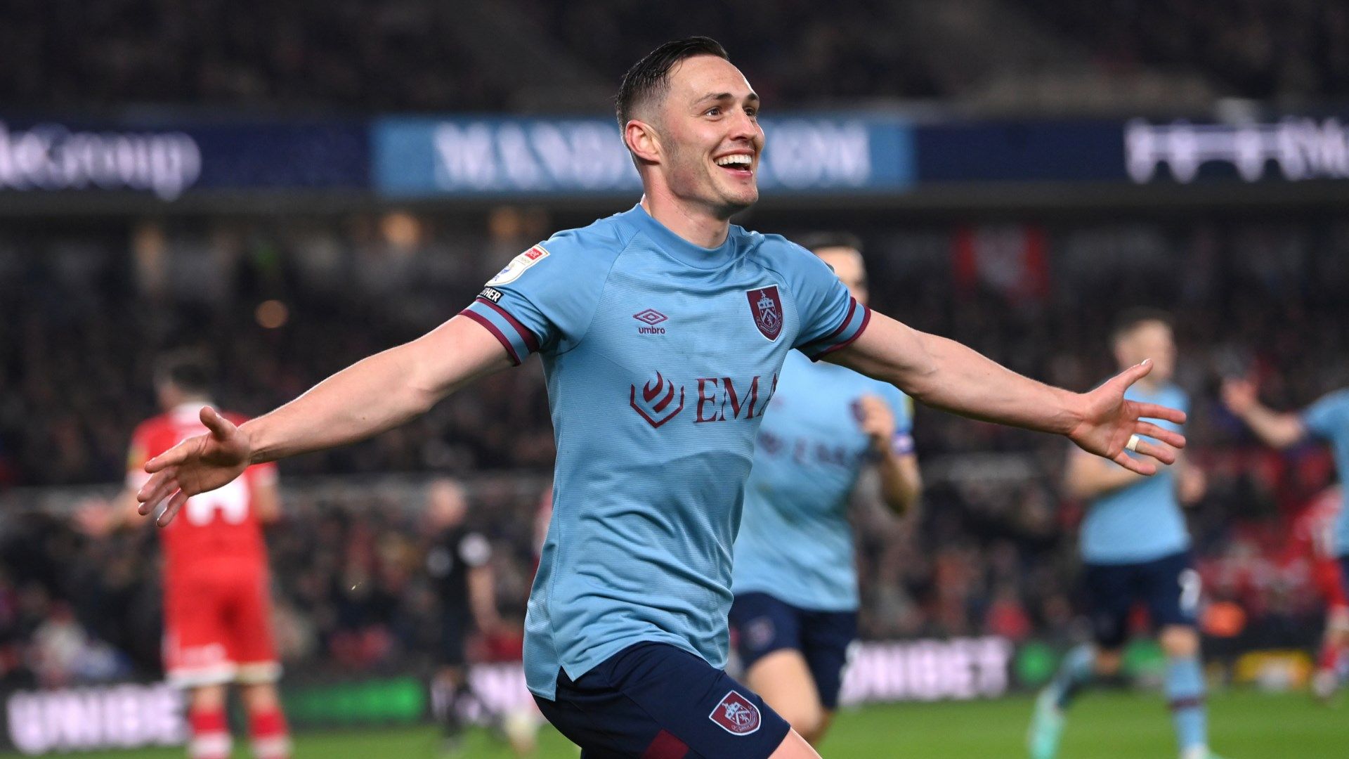 Connor Roberts Burnley 2022-23