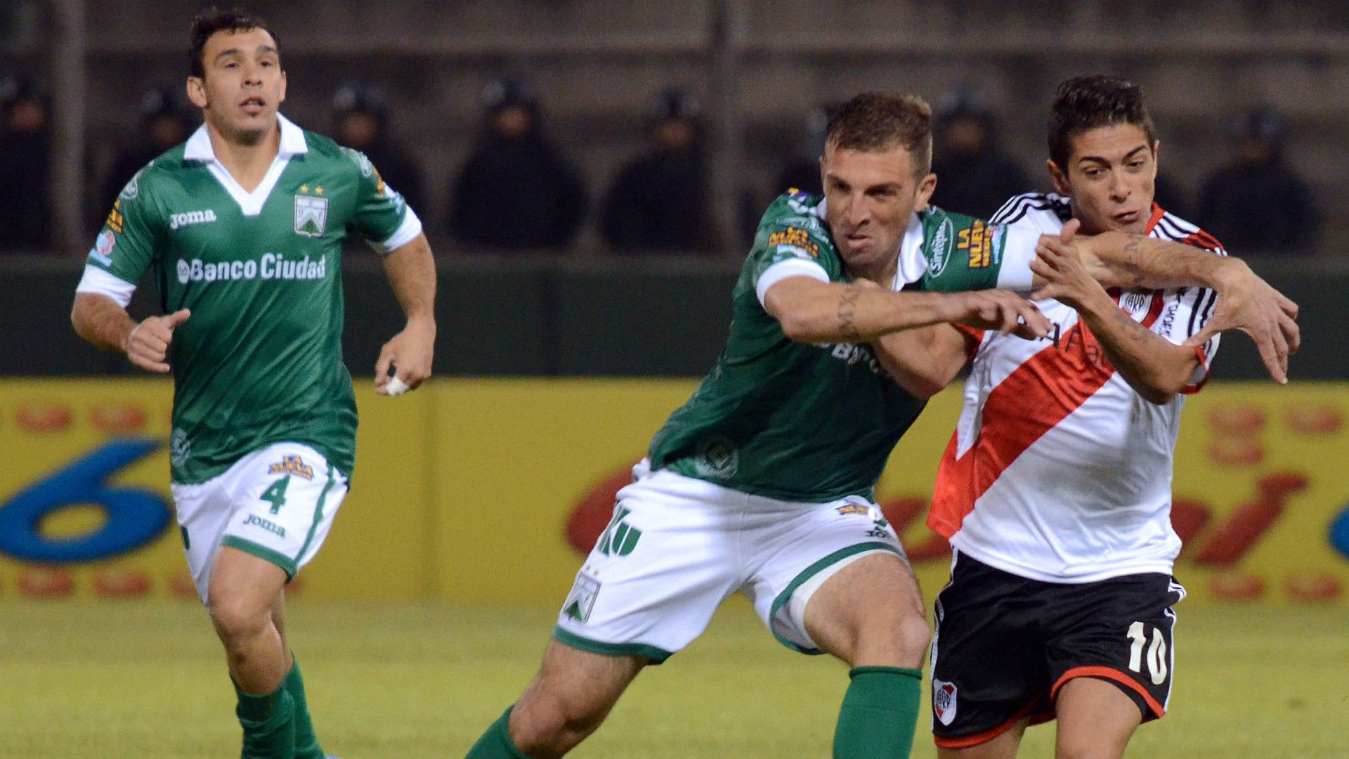 Manuel Lanzini River Plate Ferro Copa Argentina 2014