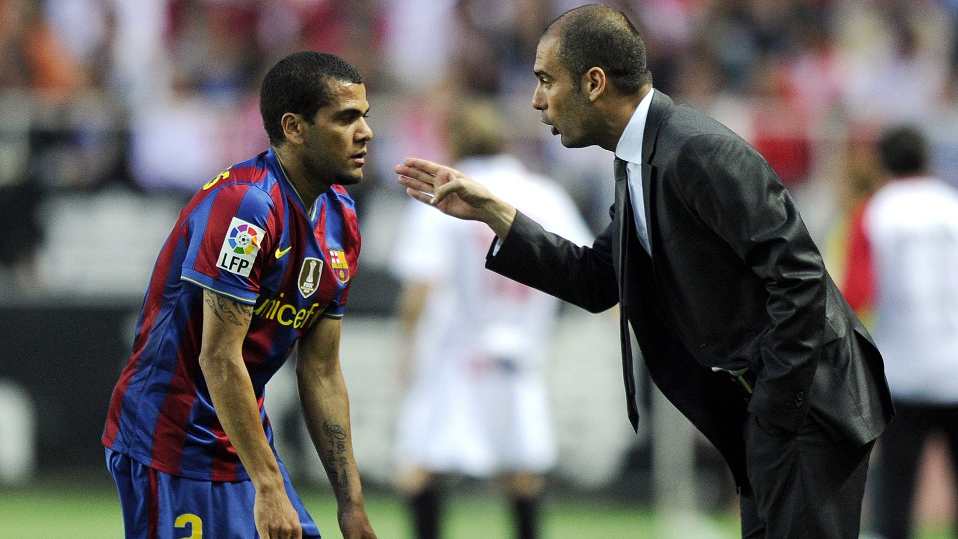 Pep Guardiola Dani Alves FC Barcelona 08052010