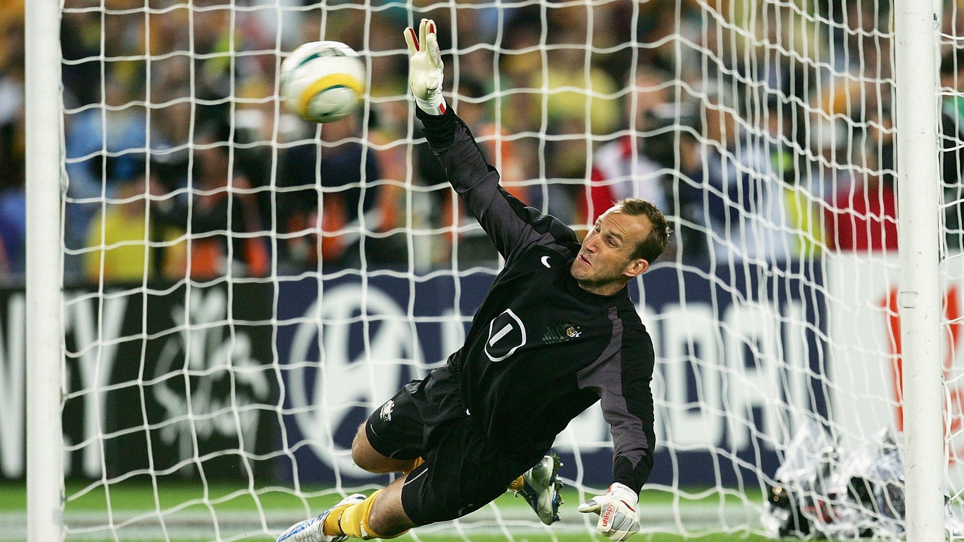 Mark Schwarzer | Australia 1 Uruguay 0 (1-1 agg, 4-2 pens) | ANZ Stadium, Sydney