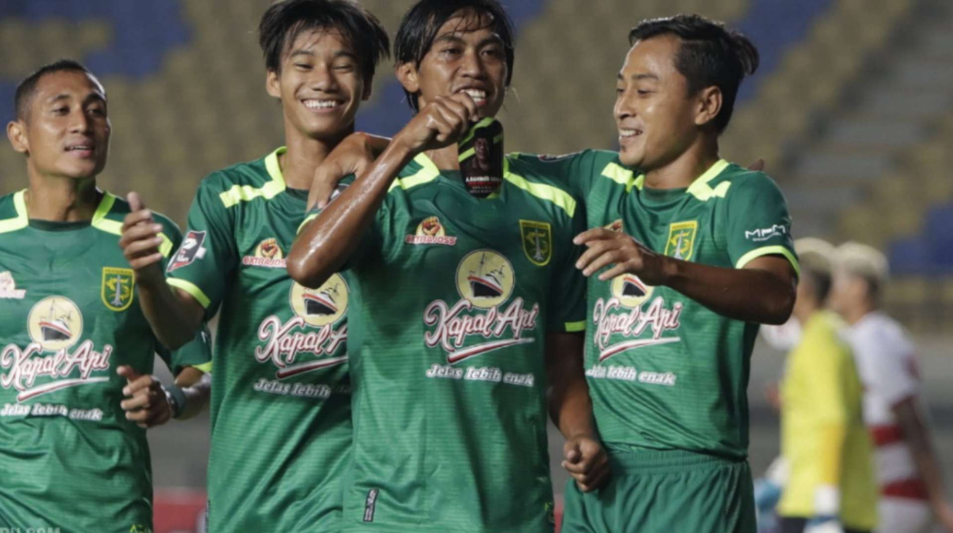 Ditahan Persela Lamongan, Persebaya Surabaya Tetap Lolos Ke Delapan Besar | Goal.com Indonesia