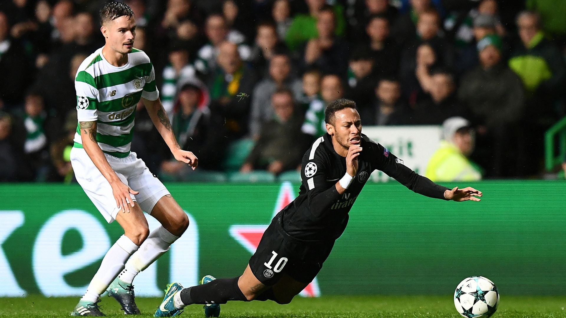 Mikael Lustig Neymar Celtic PSG 09122017
