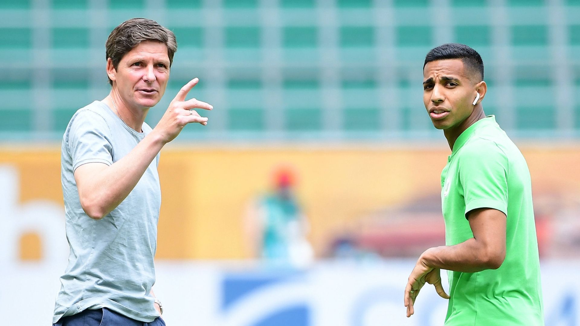 GER ONLY Joao Victor Oliver Glasner VfL Wolfsburg 27-06-2020