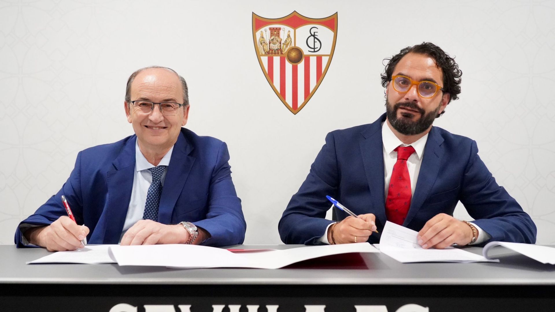 Víctor Orta Sevilla Pepe Castro