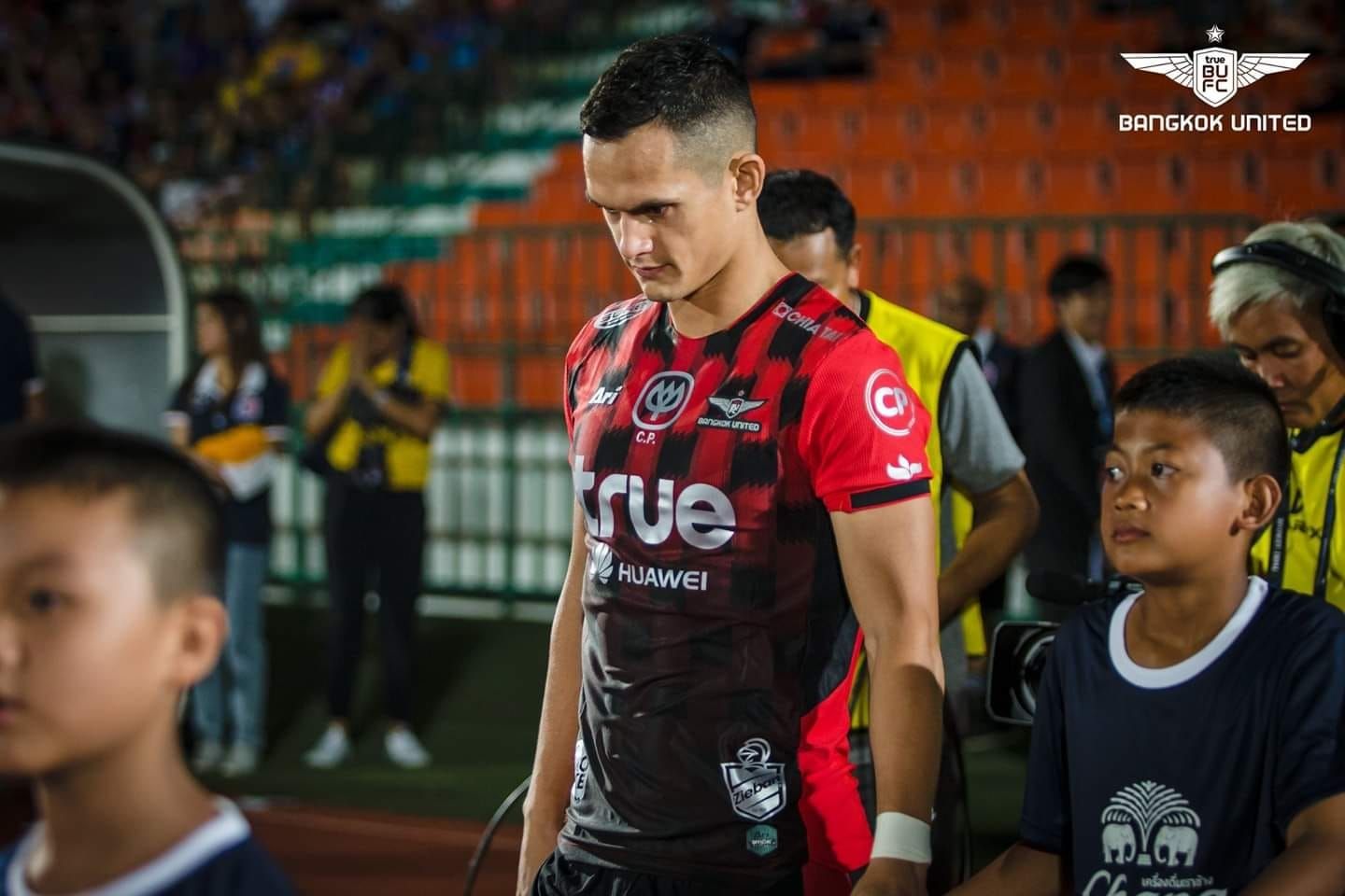 มิก้า ชูนวลศรี