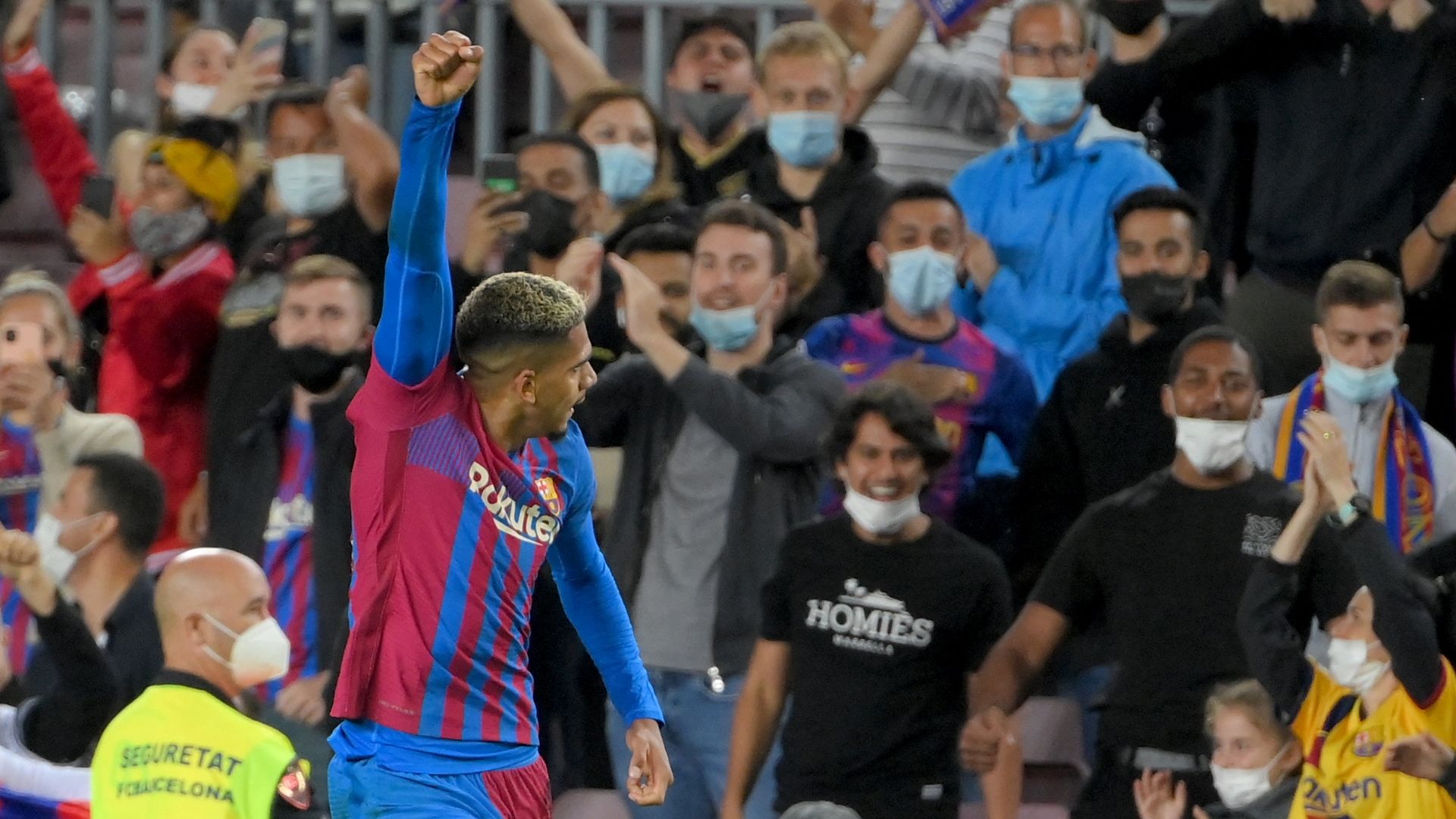 Ronald Araujo, Barcelona 2021-22