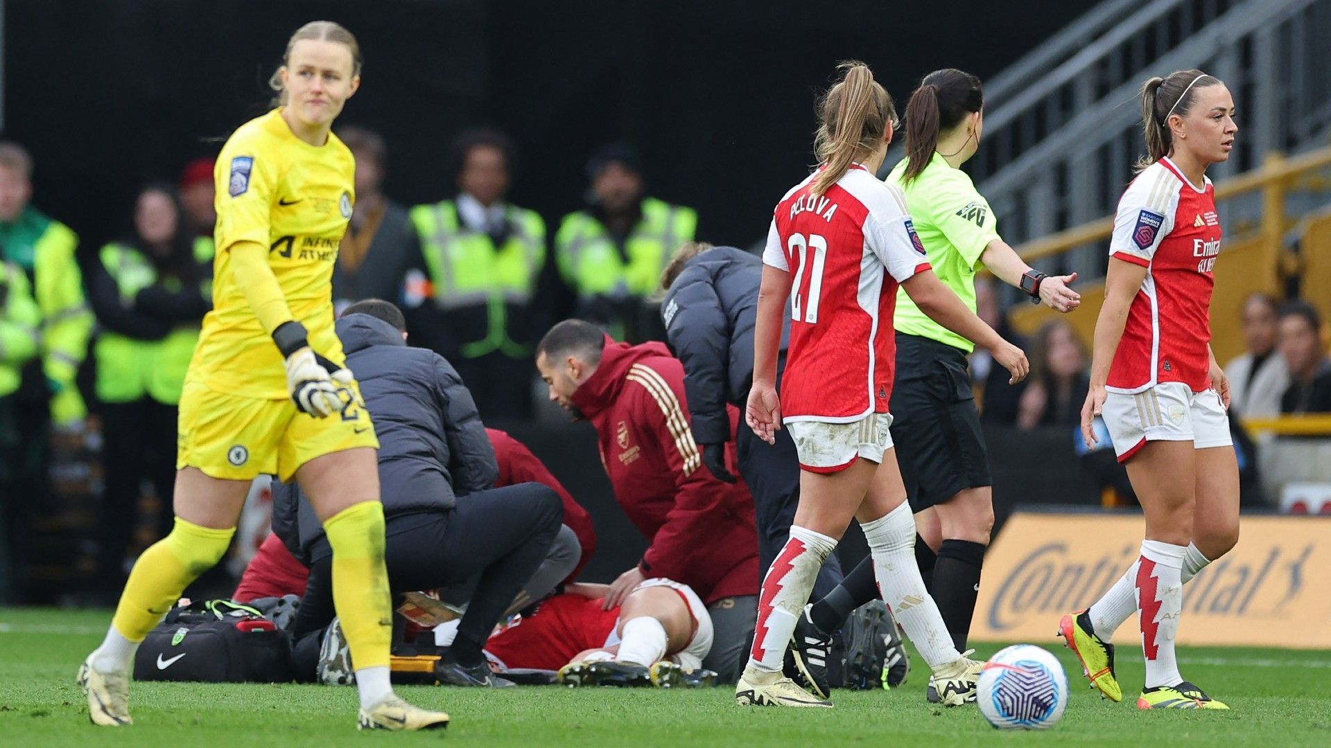 Frida Maanum collapse Arsenal Chelsea 2024