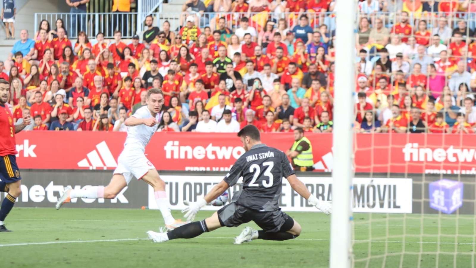 España Rep Checa Unai Simón