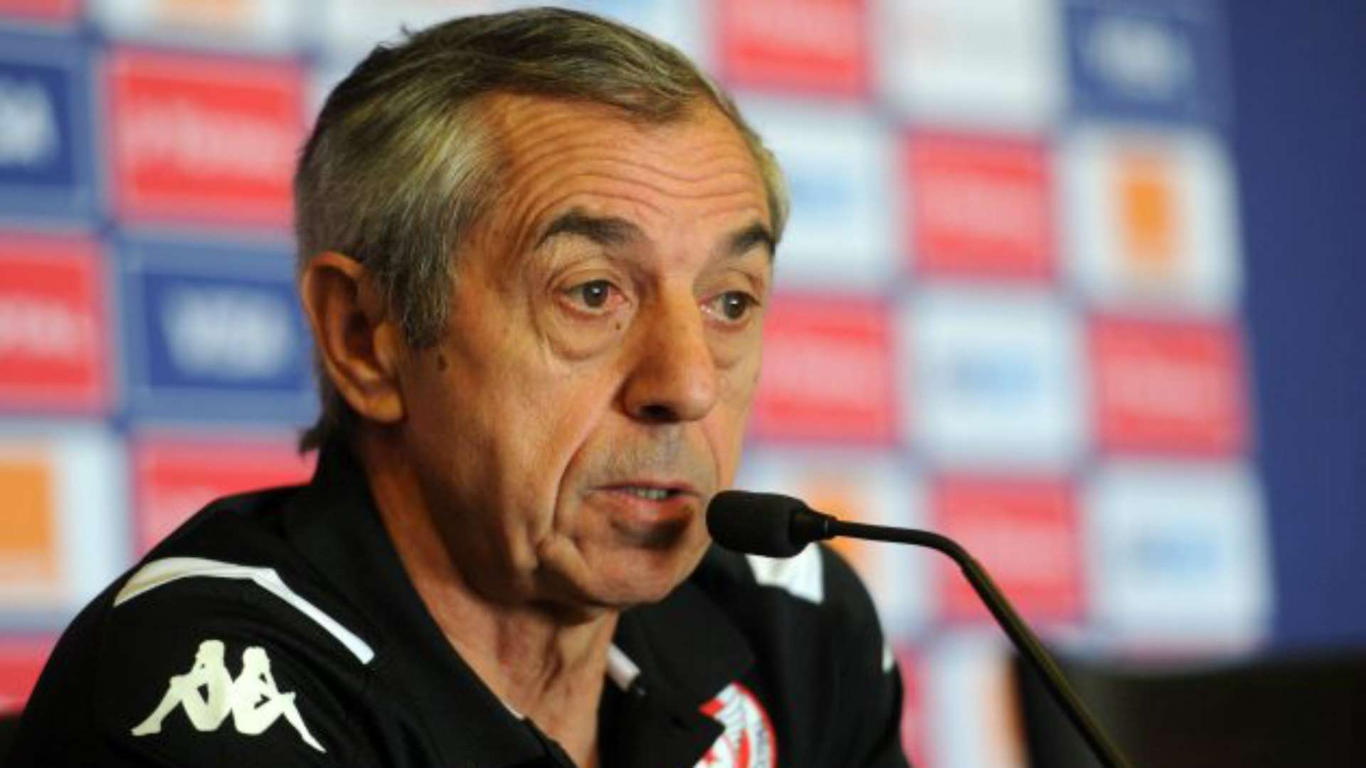 Tunisia coach Alain Giresse