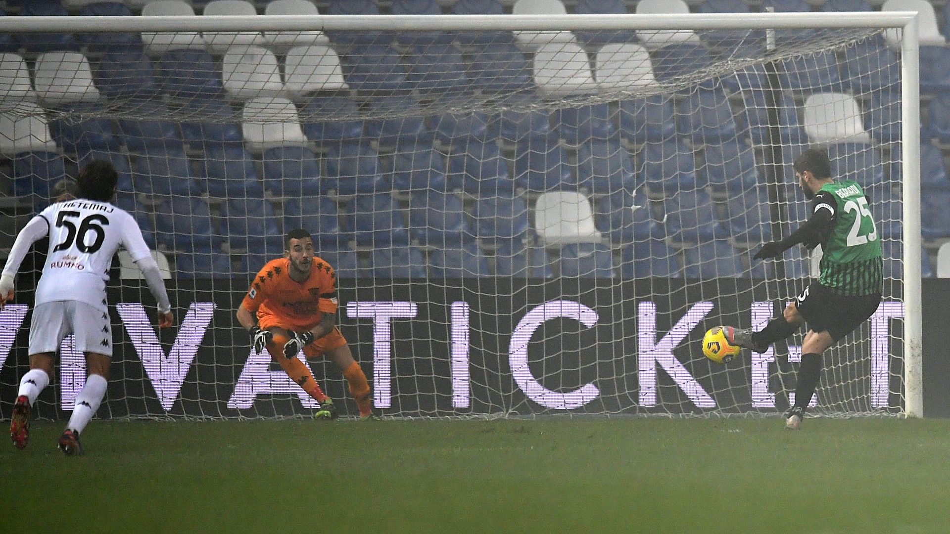 Berardi penalty Sassuolo Benevento