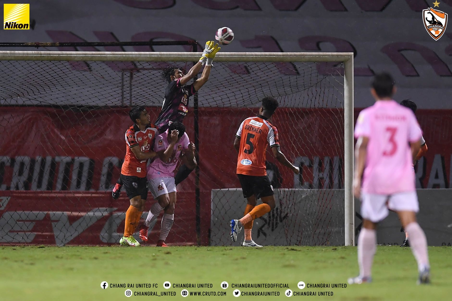 อภิรักษ์ วรวงษ์