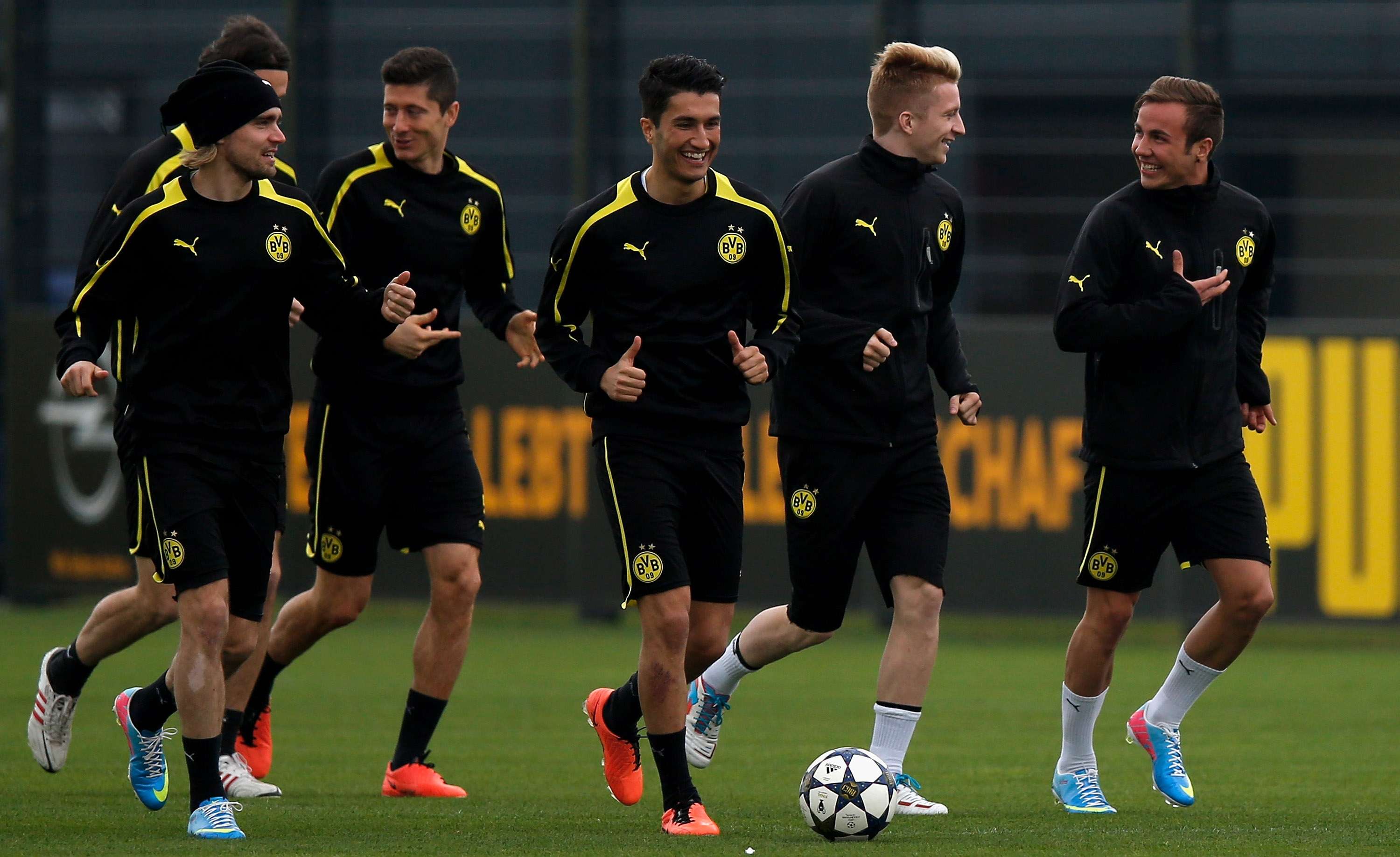 *ONLY IN-ARTICLE* Mario Götze Marco Reus BVB Borussia Training Real Madrid 2013
