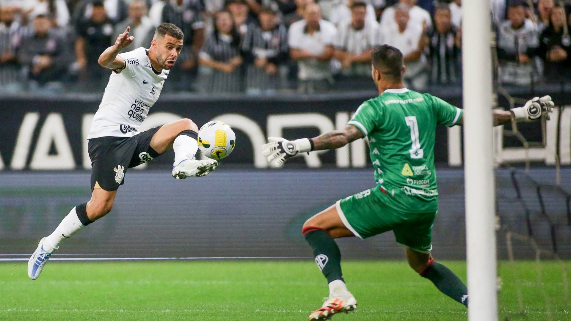 Copa do Brasil, Corinthians x Portuguesa-RJ, Junior Moraes, 11/05