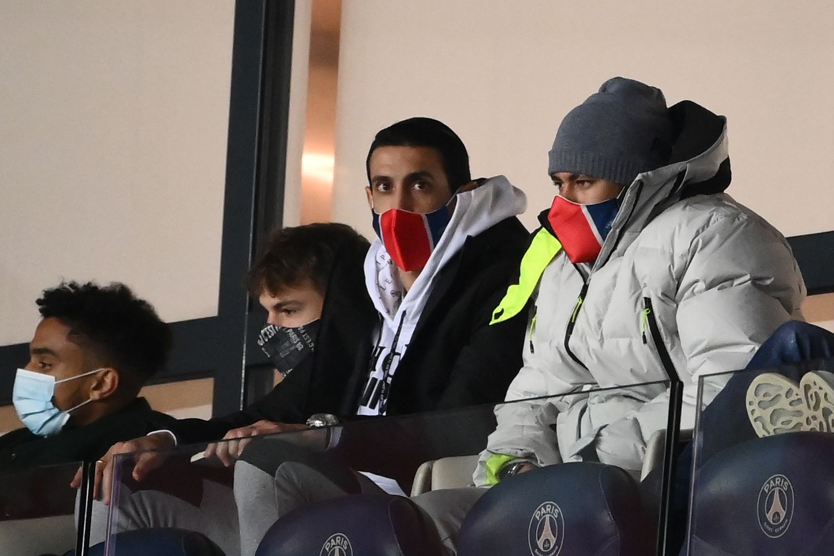 72b7f4be311ab5b5e27d7c792f989a963b70e499