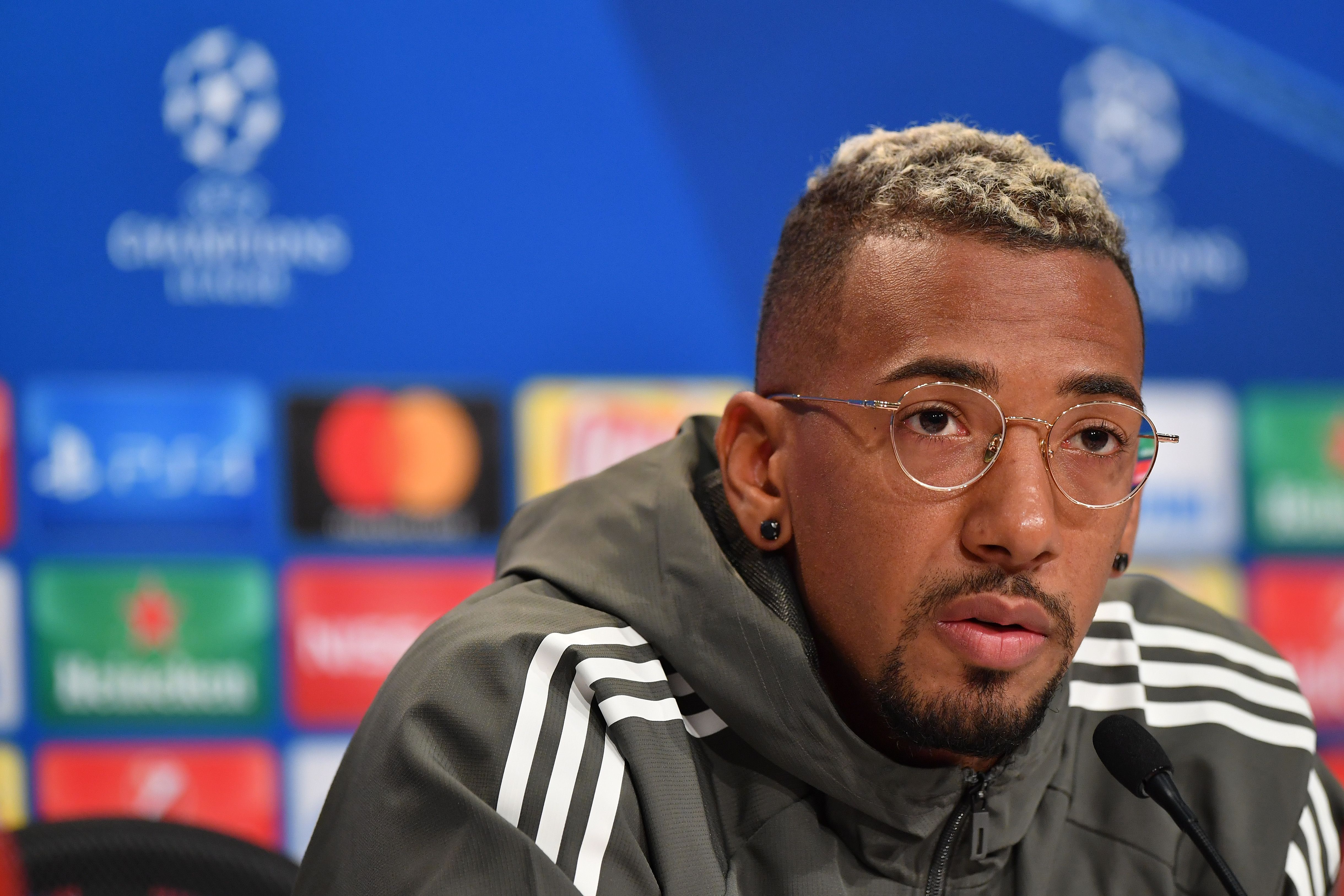Jerome Boateng FC Bayern Bundesliga 1017