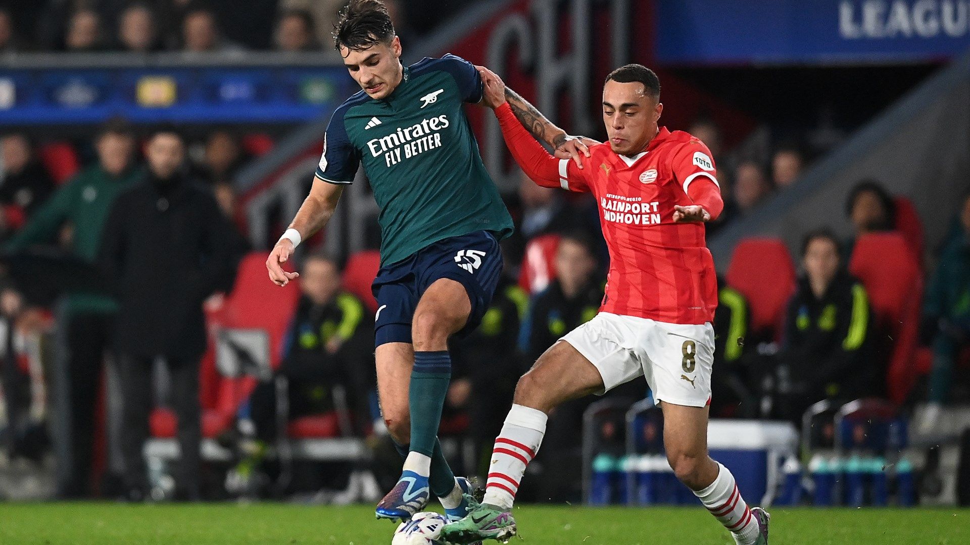 Sergino Dest PSV vs Jakub Kiwior Arsenal 2023-24