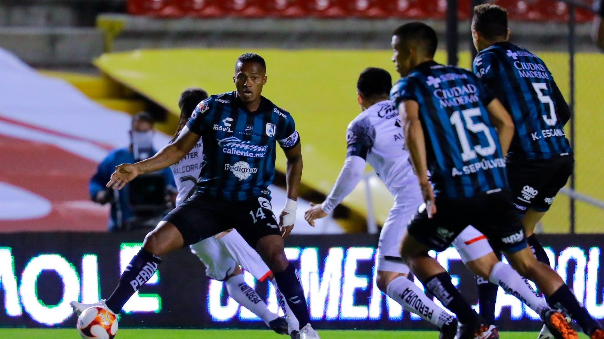 Querétaro Antonio Valencia