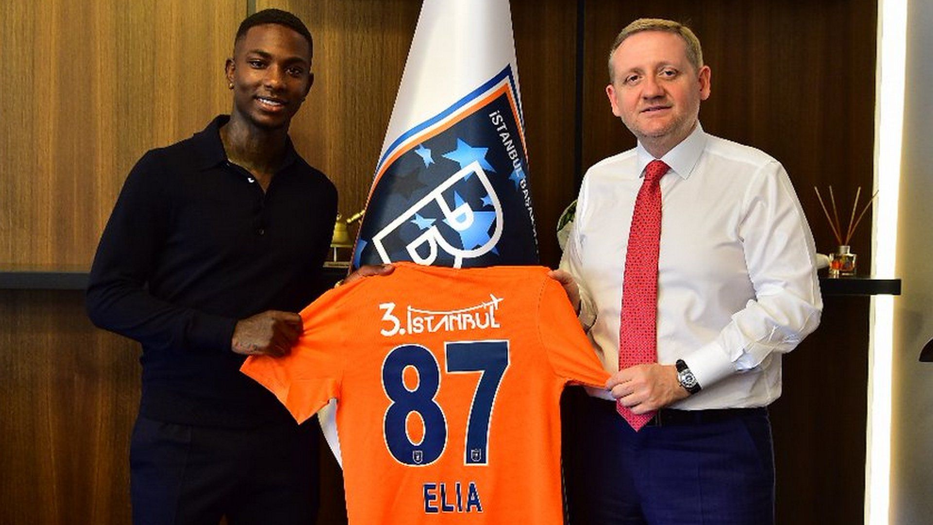 Eljero Elia Basaksehir