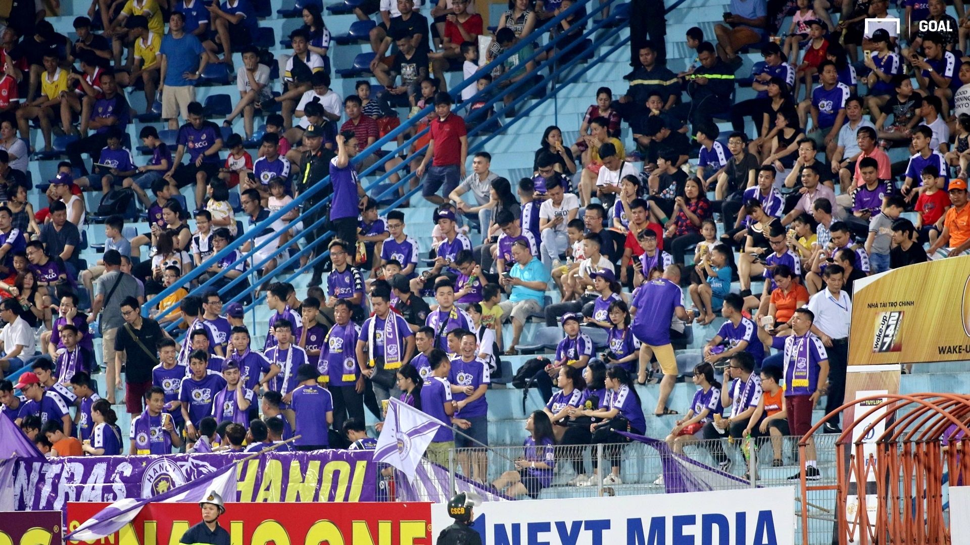 Hanoi fans Ha Noi vs Ho Chi Minh City V.League 2019
