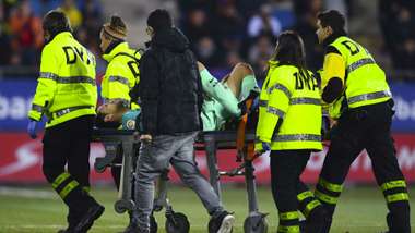 Sergio Busquets Eibar v Barcelona 220117