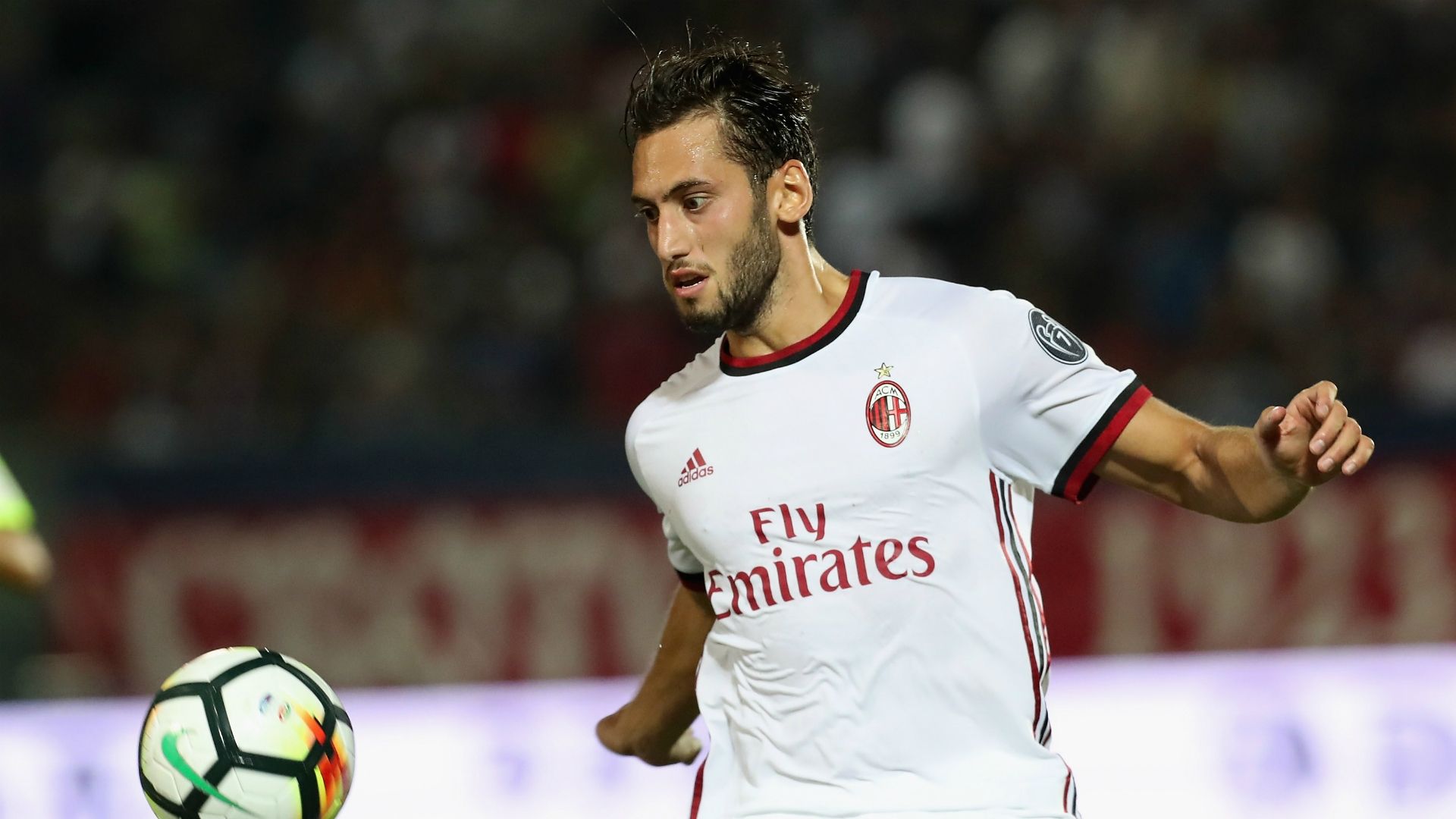 Hakan Calhanoglu Milan