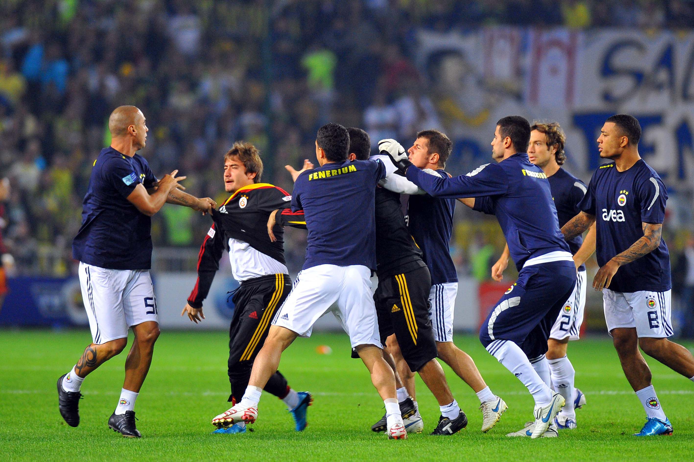 Fenerbahçe - Galatasaray 10/25/2009