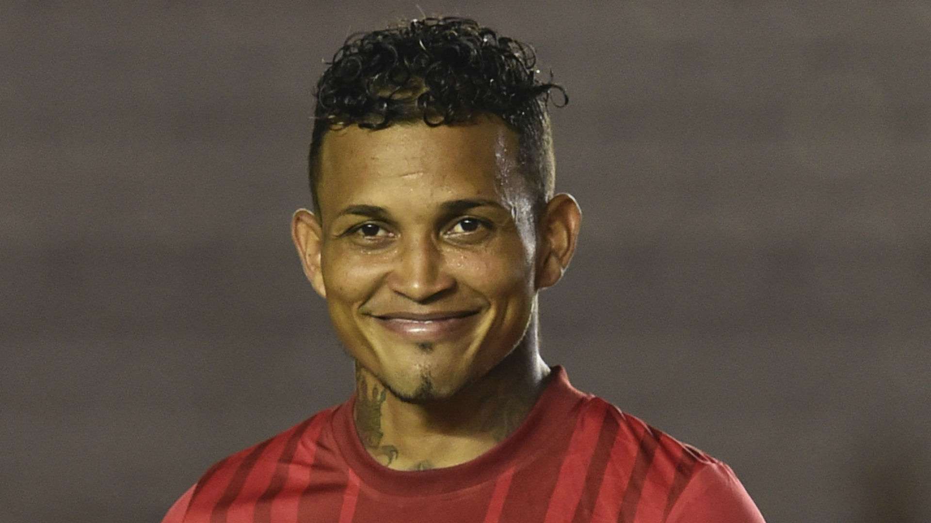 Amilcar Henriquez Panama 052416