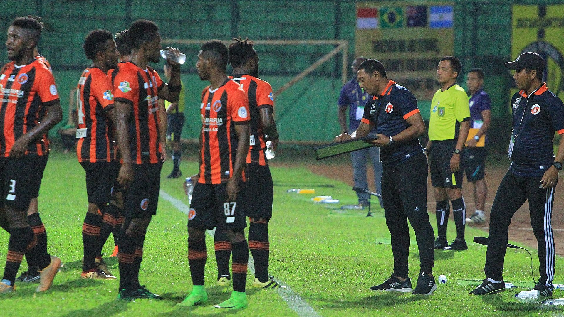 I Putu Gede - Perseru Serui