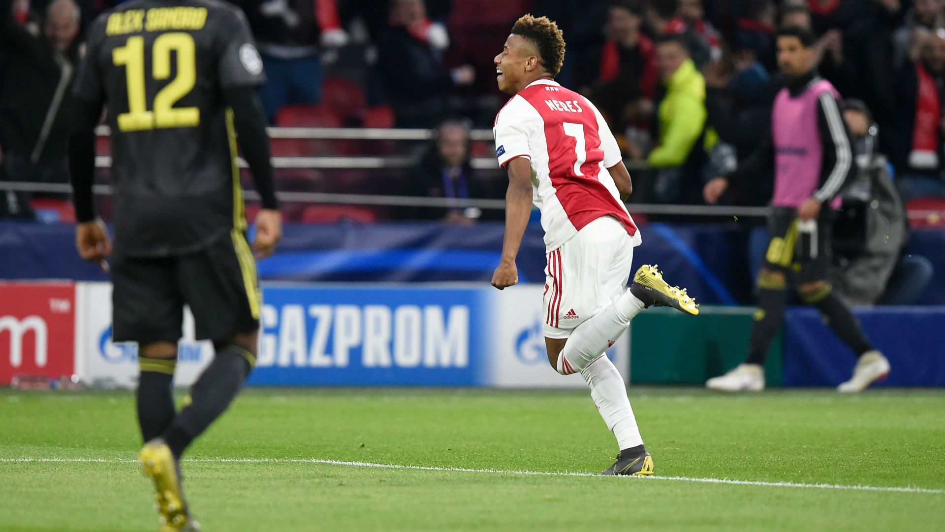 Neres celebrating Ajax Juventus Champions League