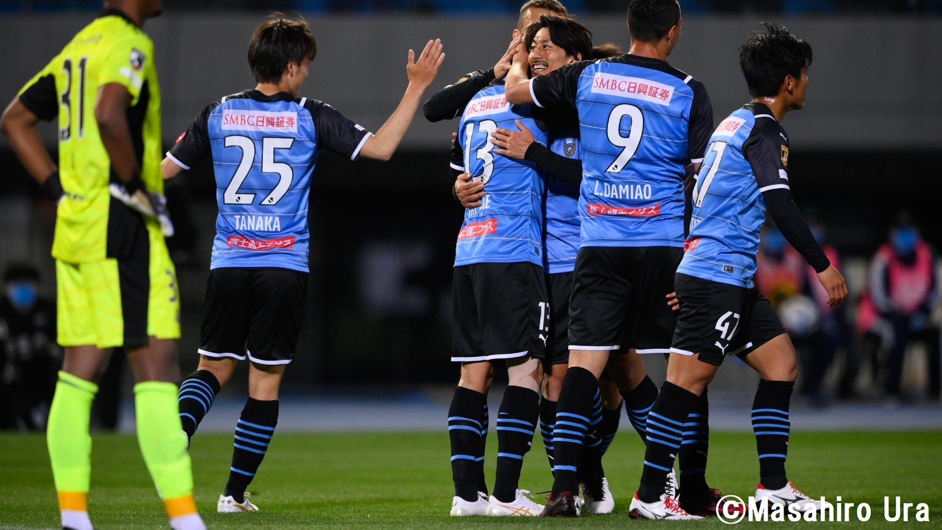 Kawasaki v YokohamaFM_05