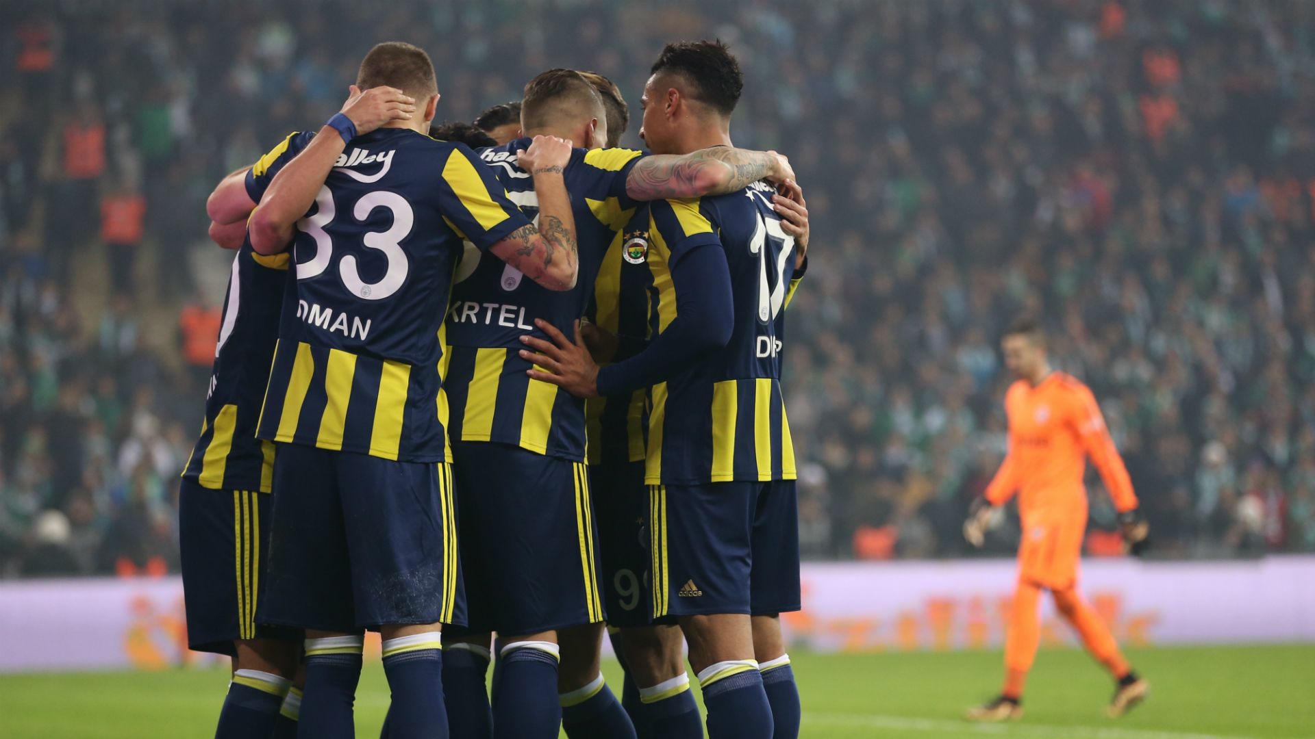 Fenerbahce goal celebration vs Bursaspor