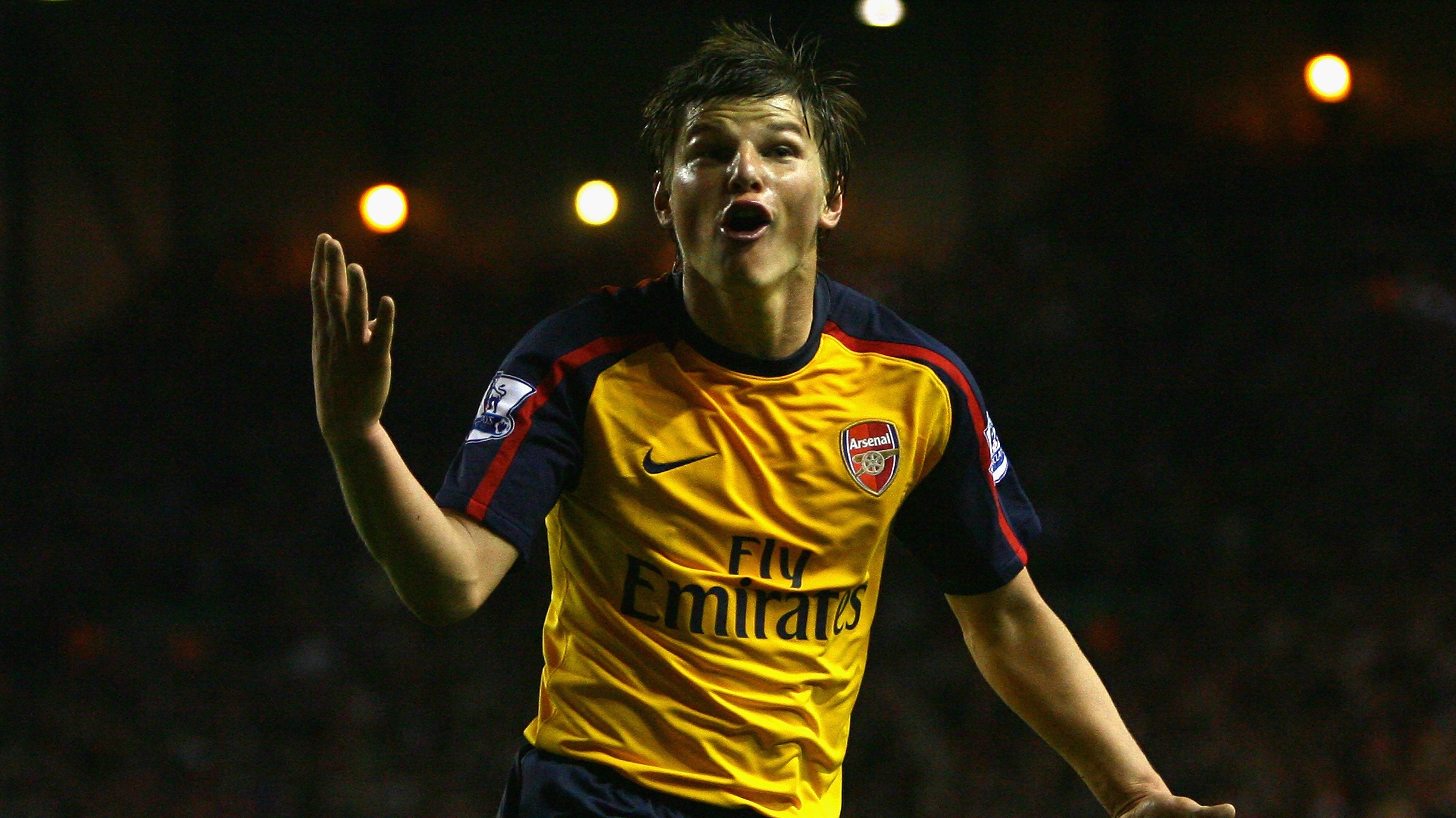 Arshavin Arsenal Liverpool 2009