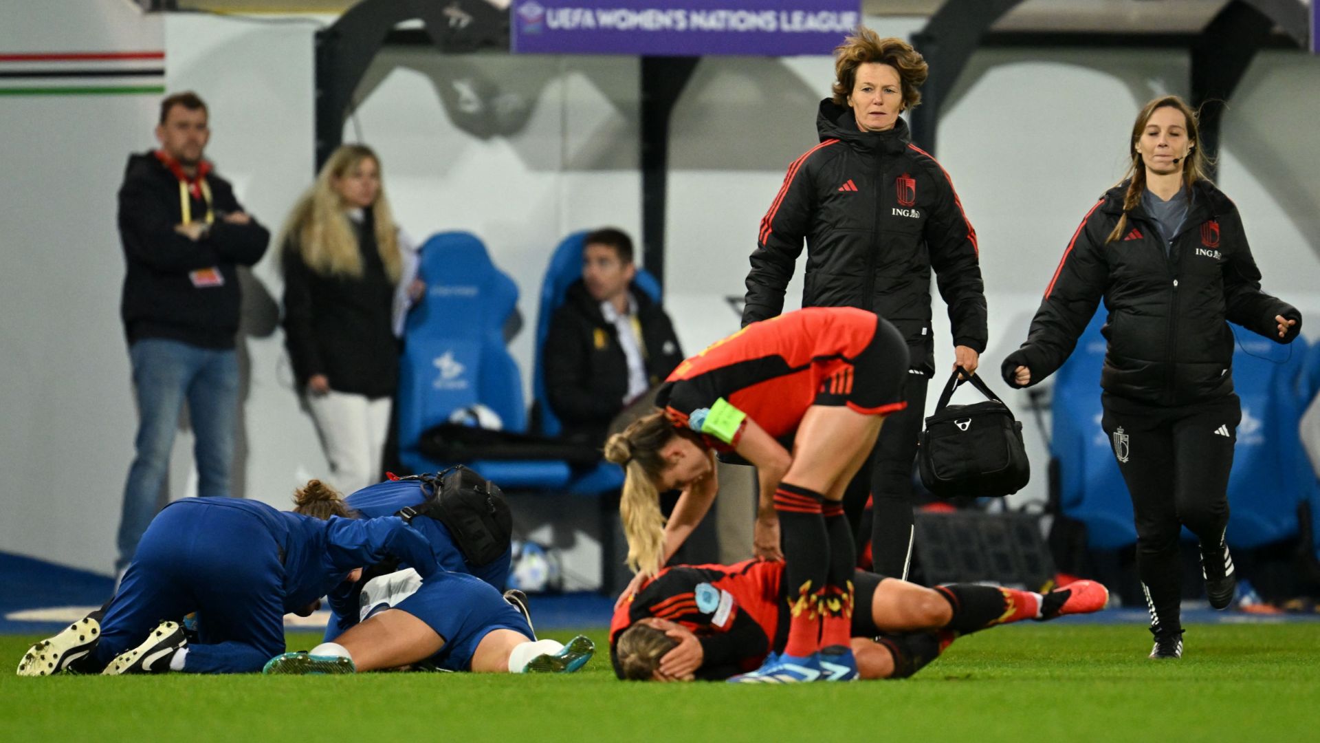 England's Alex Greenwood suffers a serious head injury