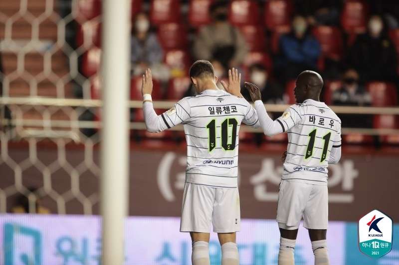 전북 일류첸코 포항전 득점