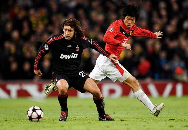 Park Ji-Sung Andrea Pirlo Manchester United AC Milan 2009-10 UEFA Champions League