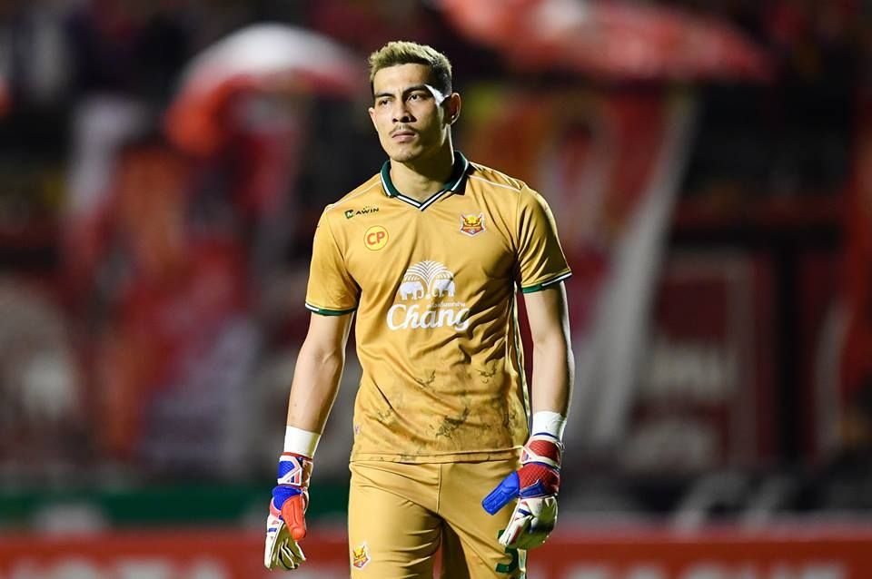 ไพโรจน์ เอี่ยมมาก