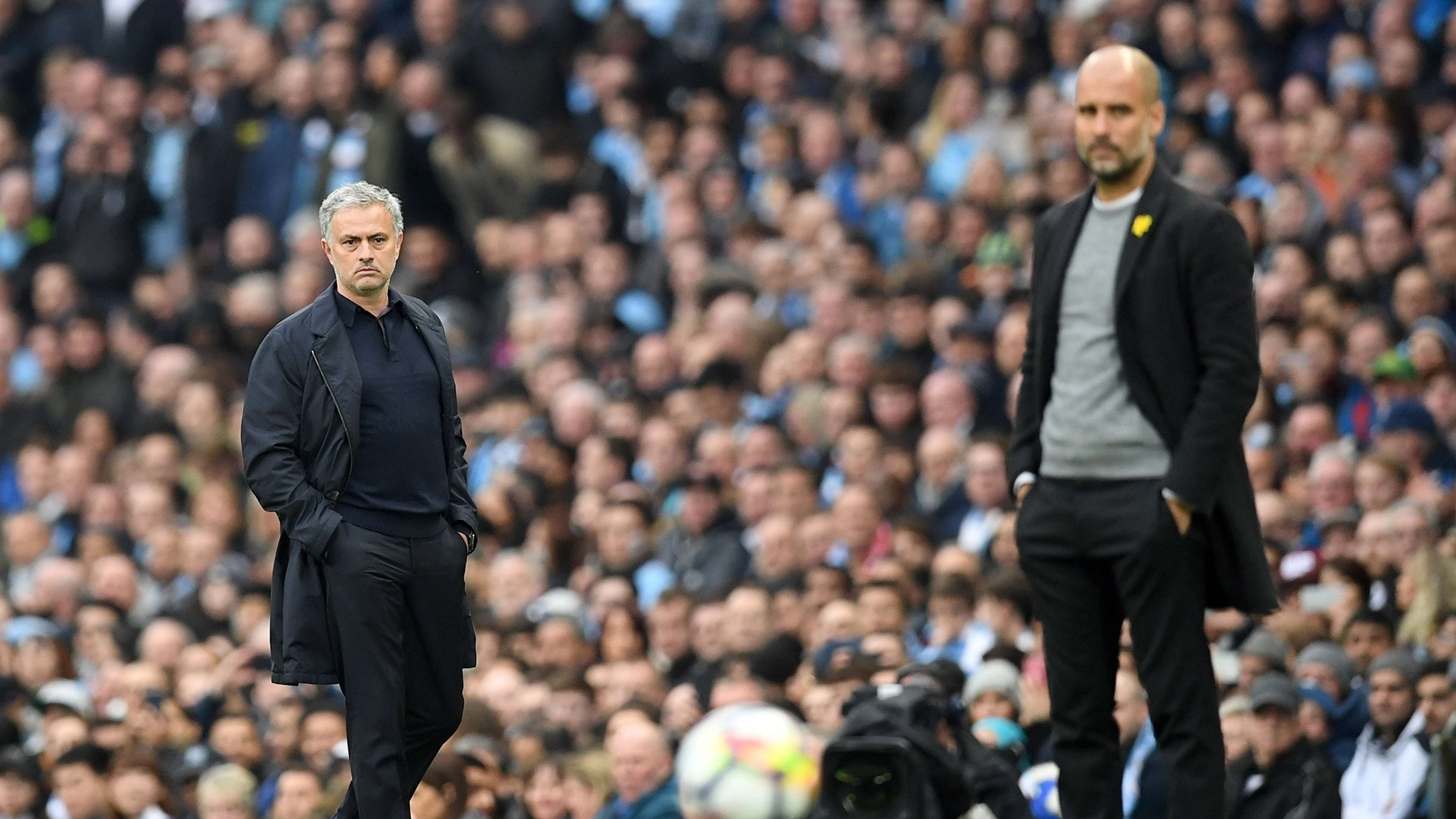 José Mourinho & Pep Guardiola : Manchester City - Manchester United