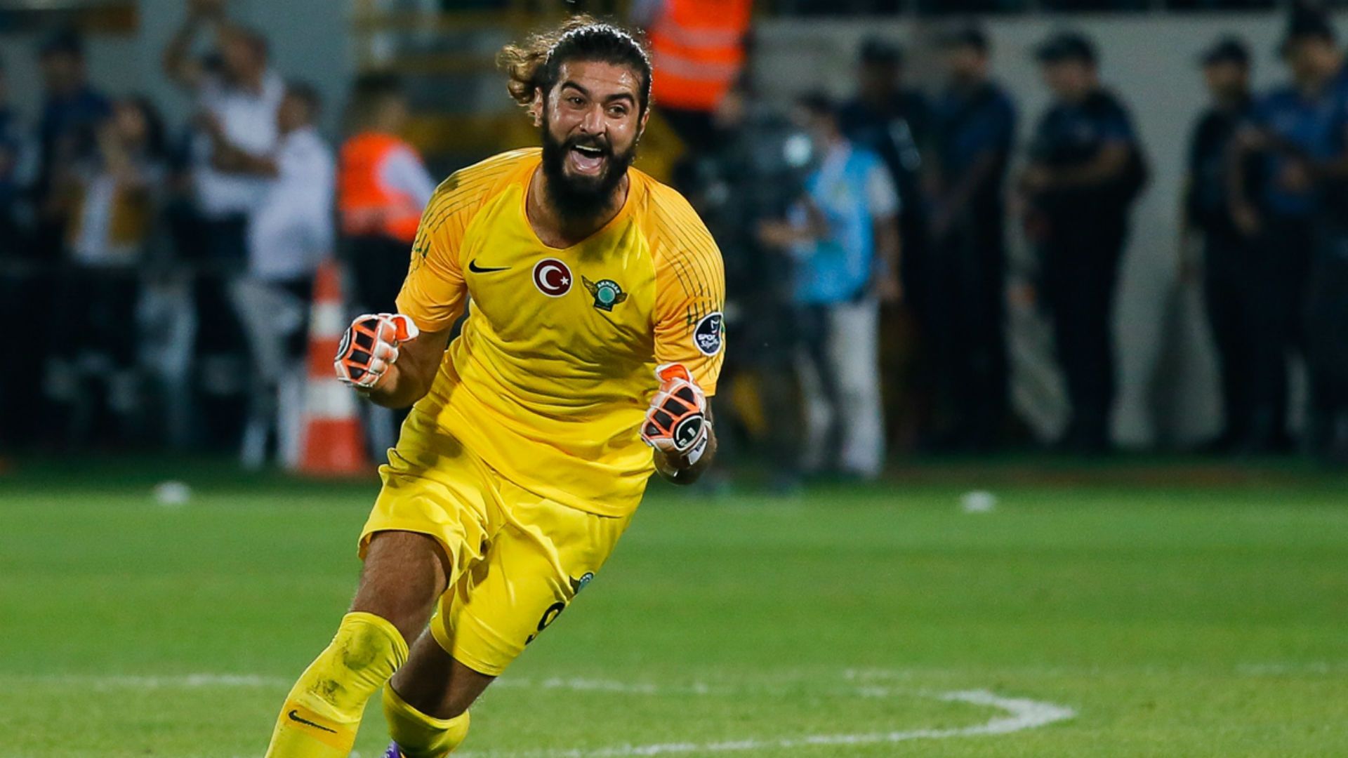 Fatih Ozturk Akhisar Galatasaray 092319